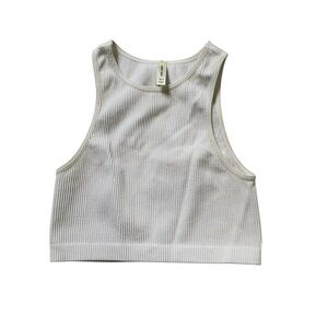 Aritzia Sunday Best white ribbed cropped tank top size extra small/small